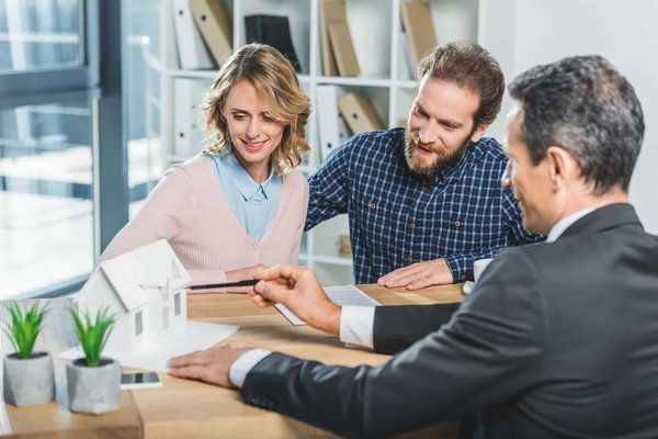 Quels sont les diagnostics immobiliers obligatoires pour la vente et la location sur Paris et Île-de-France ?
