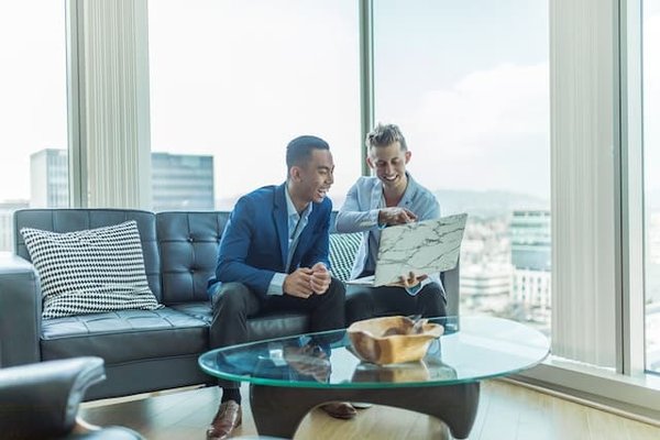 Quelles sont les 5 phases de la vente attaque ?